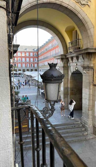 Encantador Apartamento Plaza Mayor Madrid Centro Exterior photo